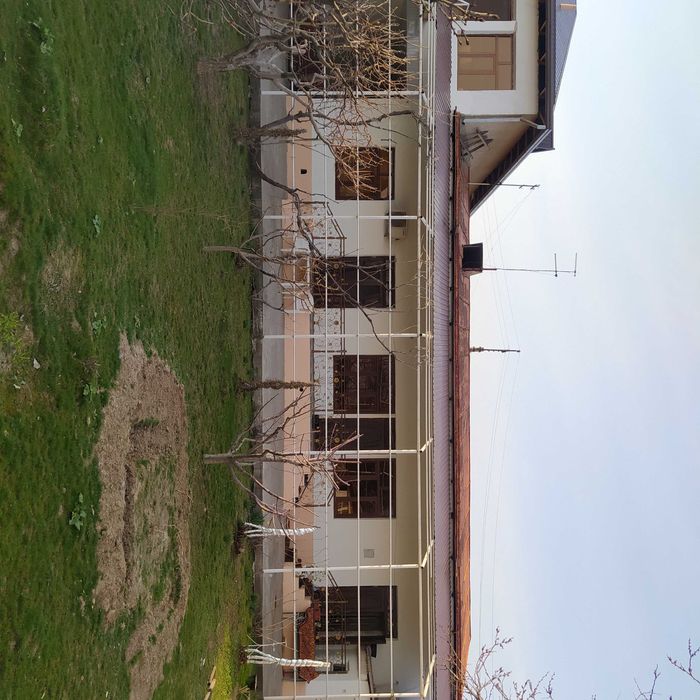 Qibray tumanida 6sotihli shinam uy sotiladi