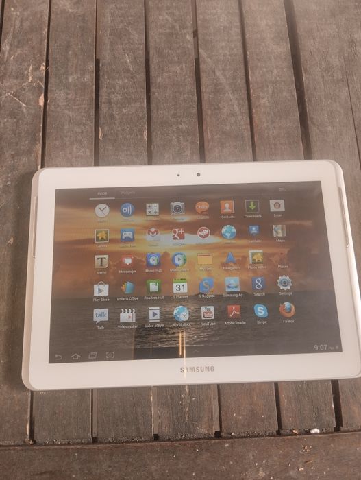 Продавам таблет samsung Gt-p5110