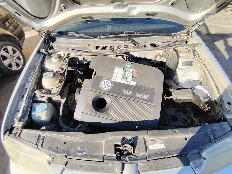 Fuzeta fata stanga Volkswagen VW Bora 2003 1.6 16V MT (105 hp)