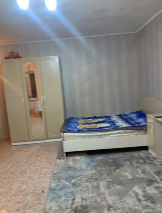 Продам полуторку, ул.Жукова 21