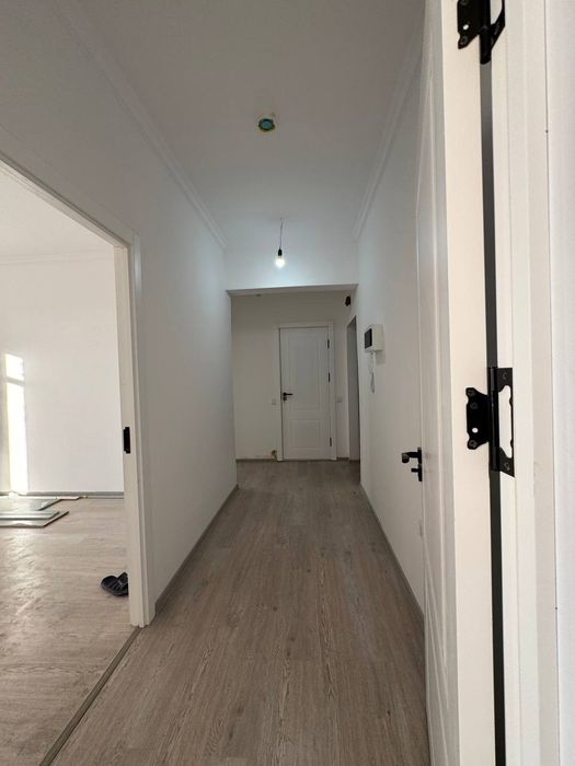 Srochna uy sotiladi 2 xonali