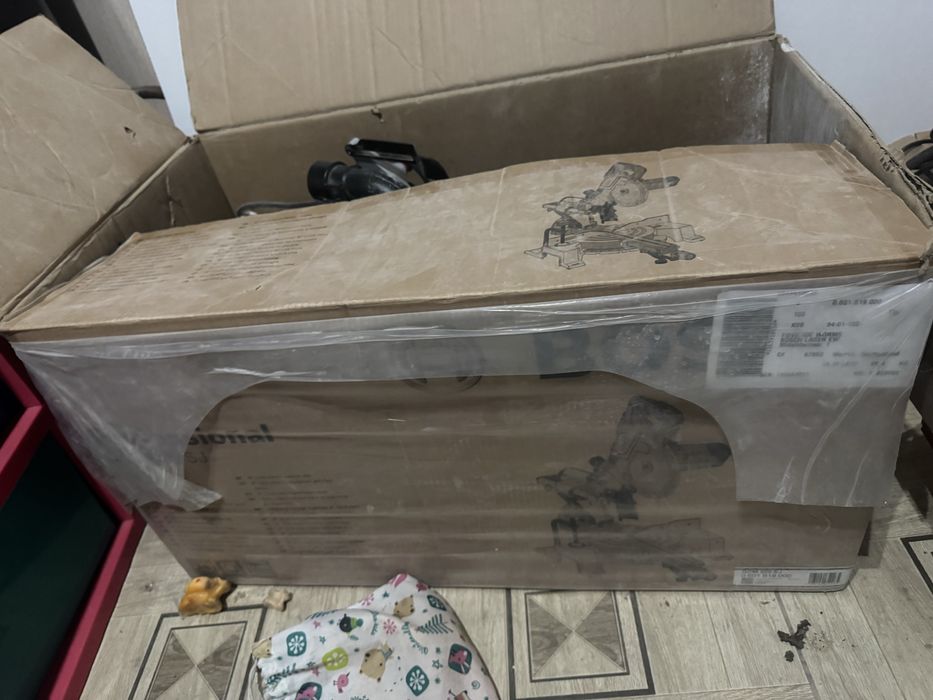 торцовая пила в отличном состоянии