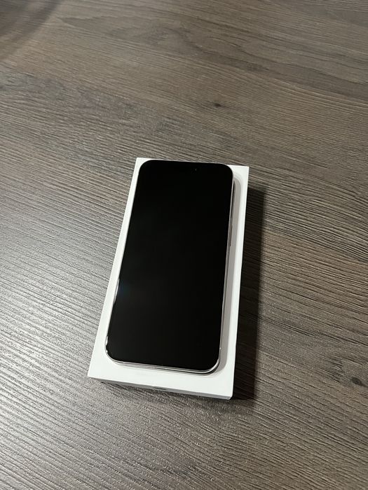 iPhone 15 Pro Max 256GB – White Titanium