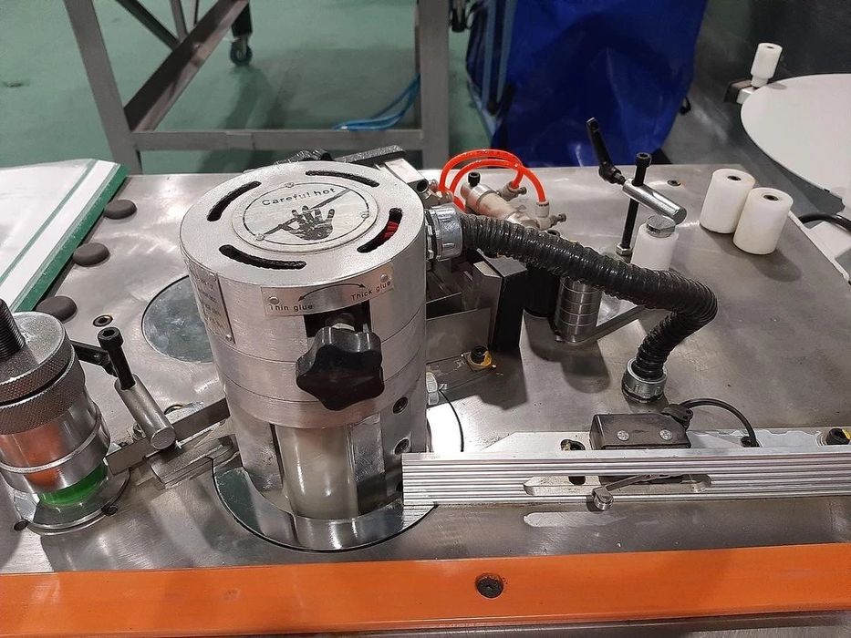 Кромкооблицовочный станок WoodTec VECTOR NEW