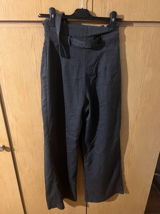 Лотове от панталон и къса блузка zara ,hm