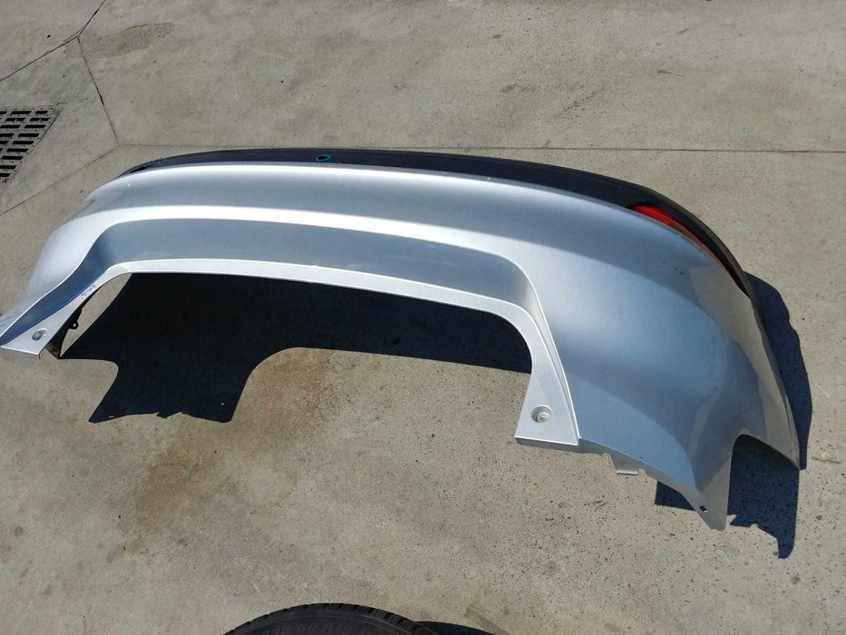 bara spate ford focus 3 hatchback facelift f1eb-17906-a