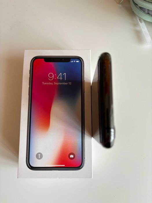 iPhone XS 64  GB