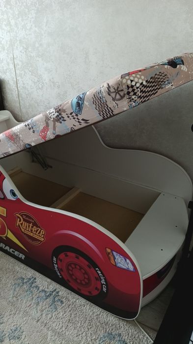 Кровать -машинка