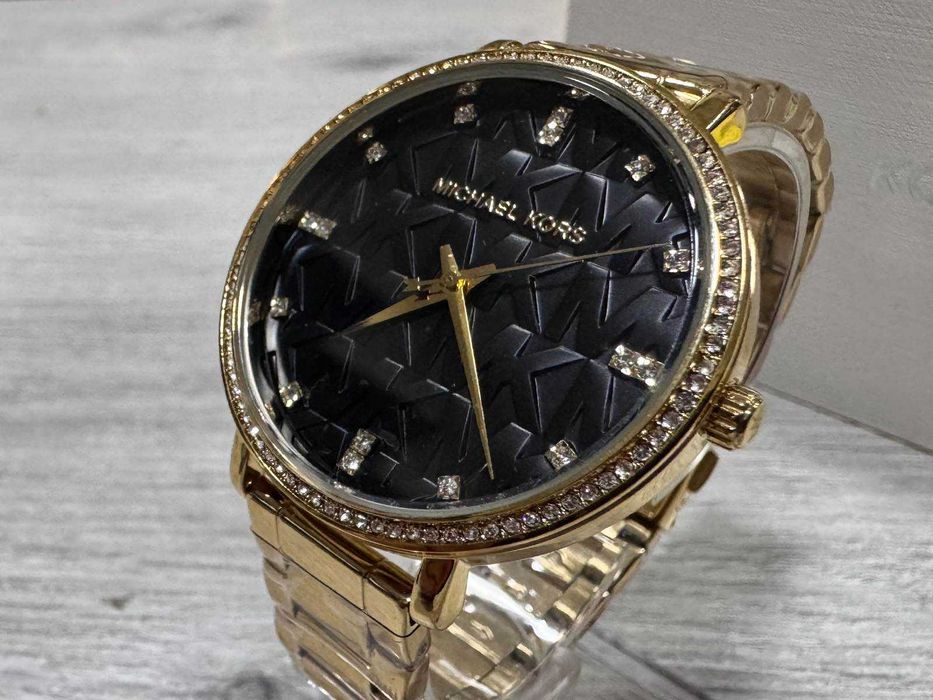 Дамски часовник Michael Kors Pyper Black Pearl MK4593