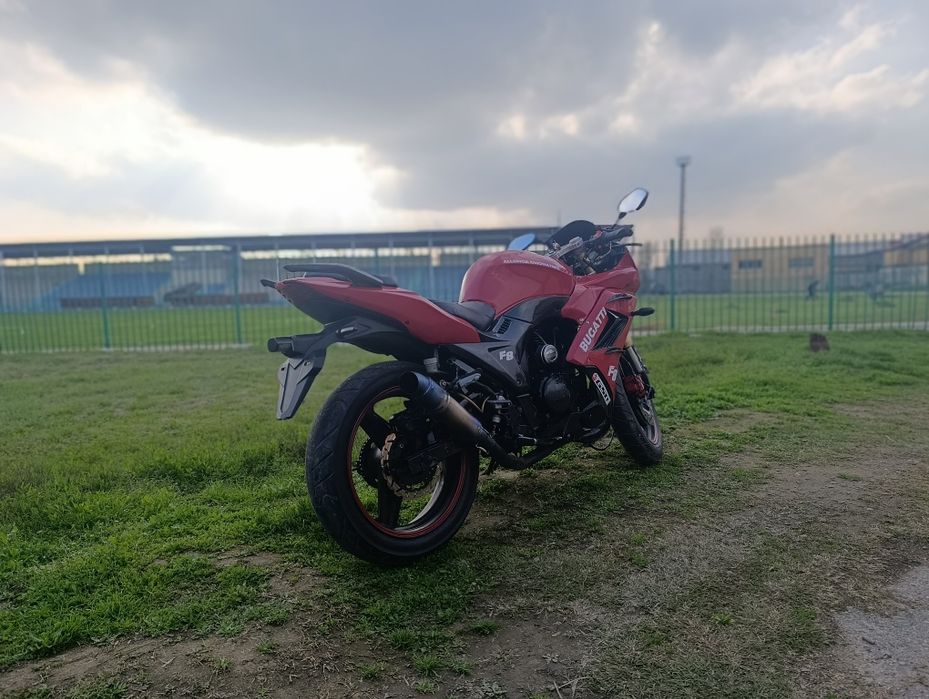 Kawasaki монстр сотилади 250 куб