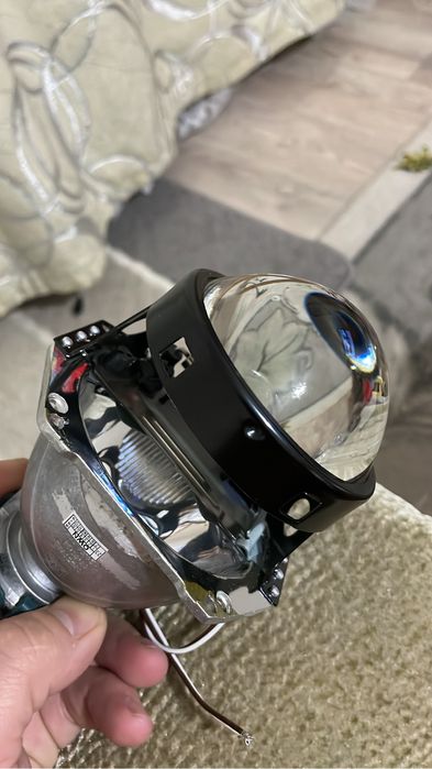 Стекла фар На Мерседес w211