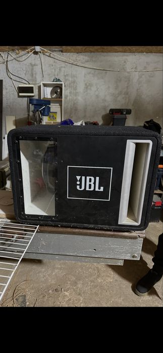 Subwoofer auto JBL