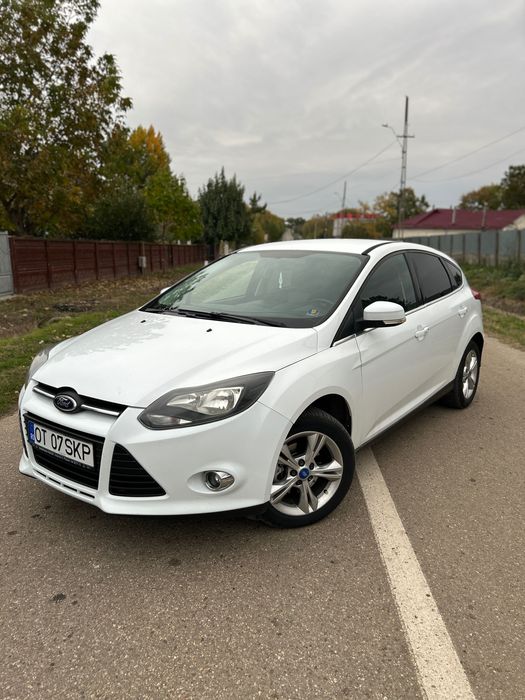 FORD Focus 2013 — imagine 11