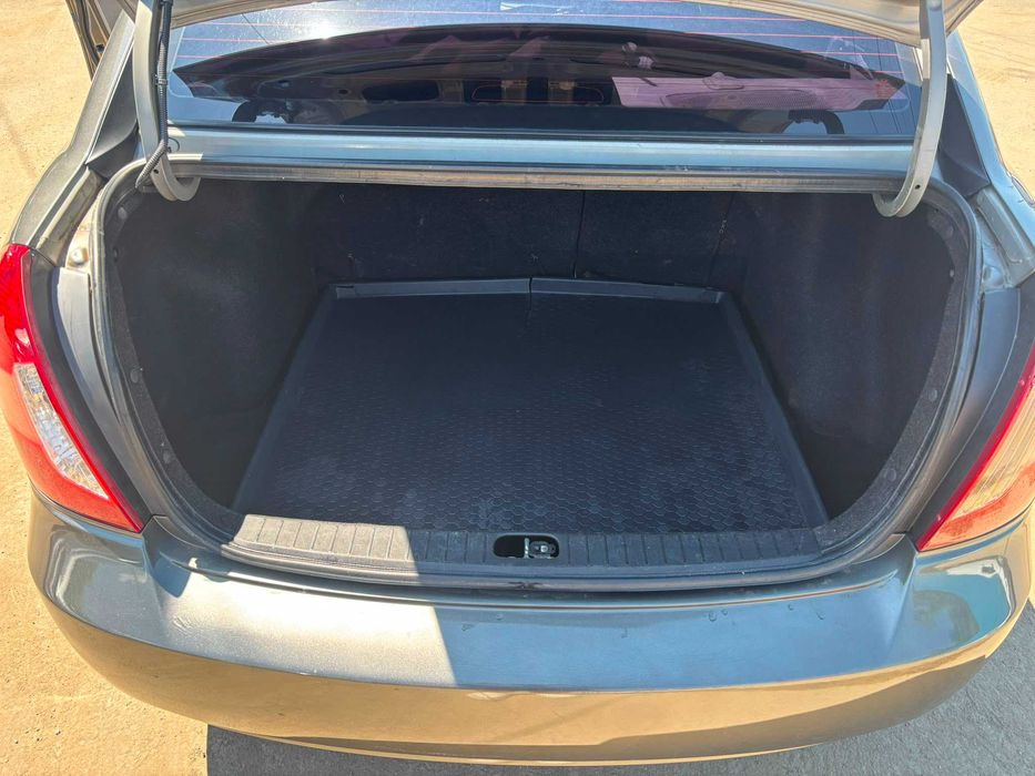 HYUNDAI Accent 2009 — imagine 5