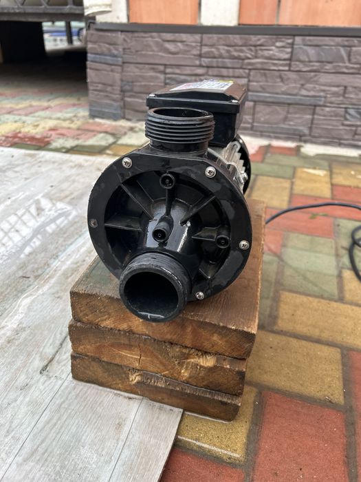 Продам генератор насос