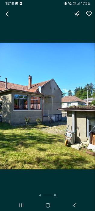 Vand casa cu teren zona centrala