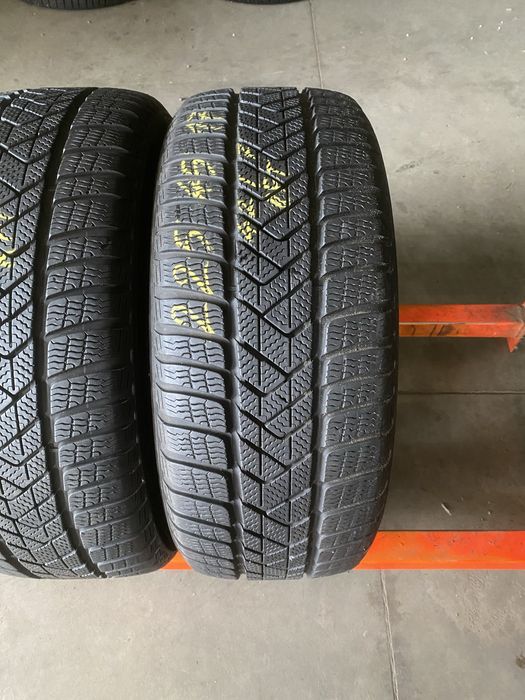 Anvelope iarna 225/45/17 Pirelli Sottozero 3 RFT 225 45 17 R17