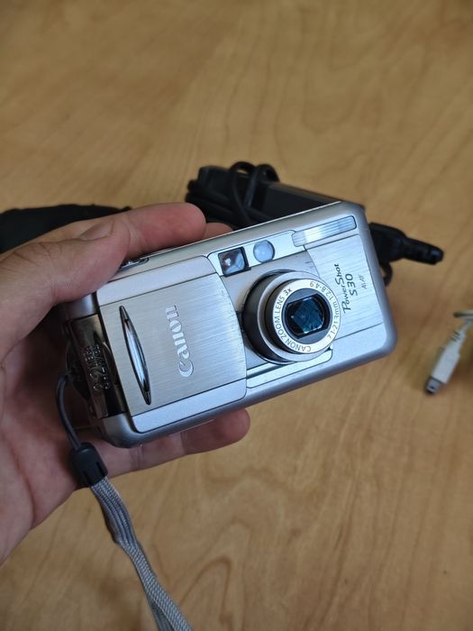 Canon PowerShot s30 мыльница