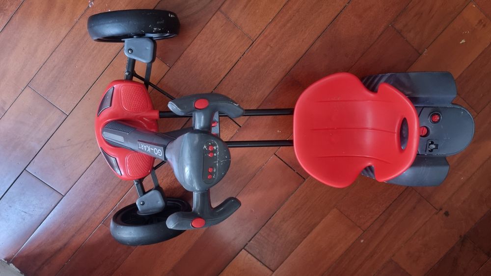 Детский электромобиль складной