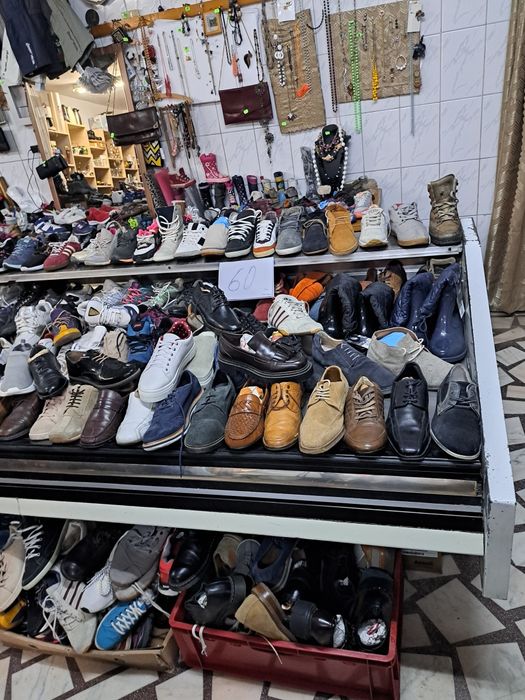 Adidași ,pantofi