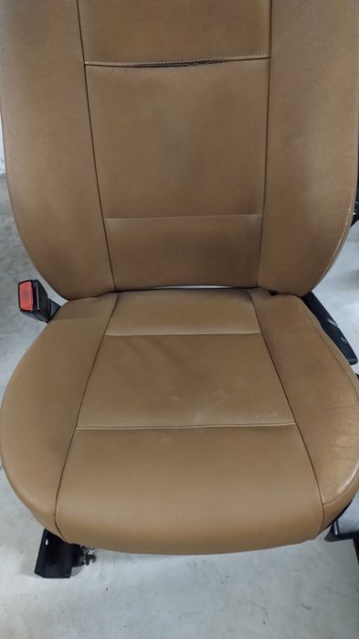 Кожени предни седалки за BMW E46