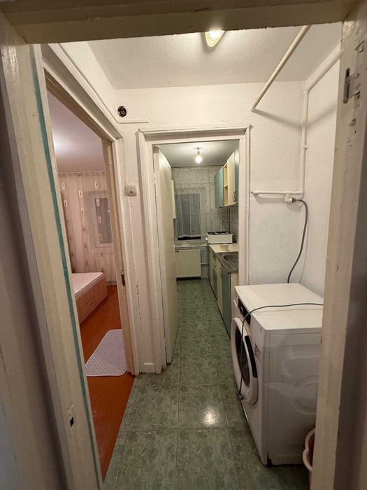 Inchiriez apartament 2 camere
