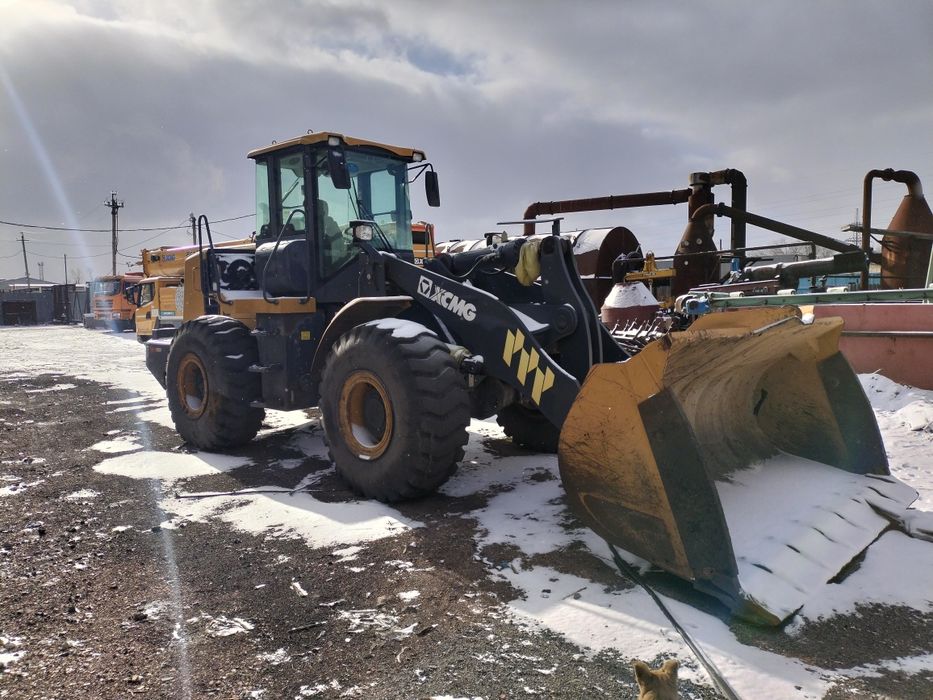 Фронтальный погрузчик продажа.