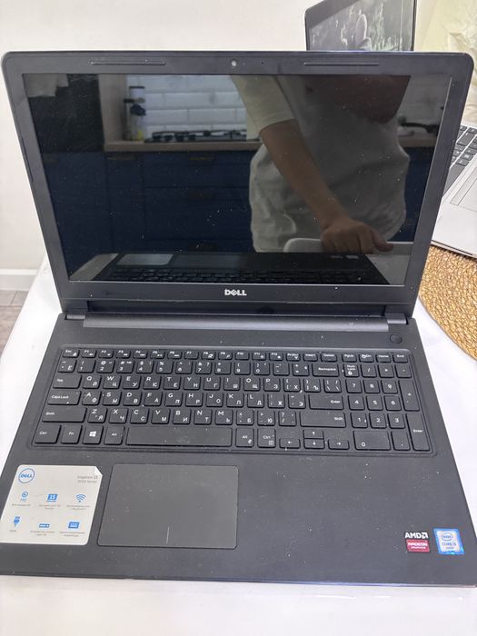 Ноутбук DELL insprion 15 3000