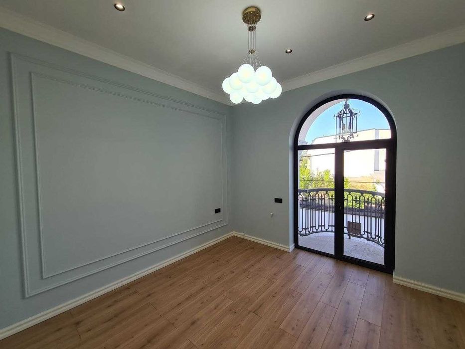 Евродом на Циолковского ул. без земли