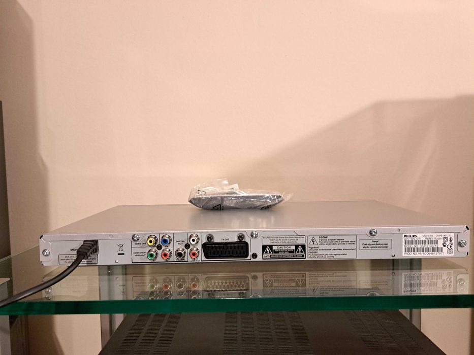 Dvd player ultra slim  Philips DVP5140  nefolosit in cutie