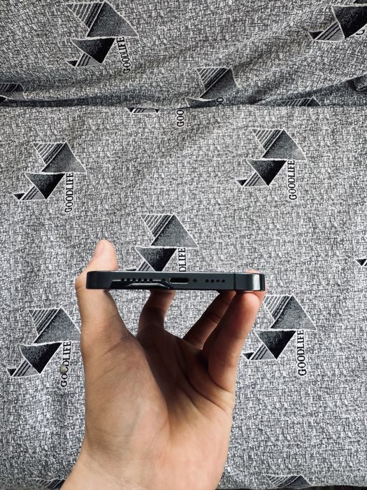 Продается 12 про макс