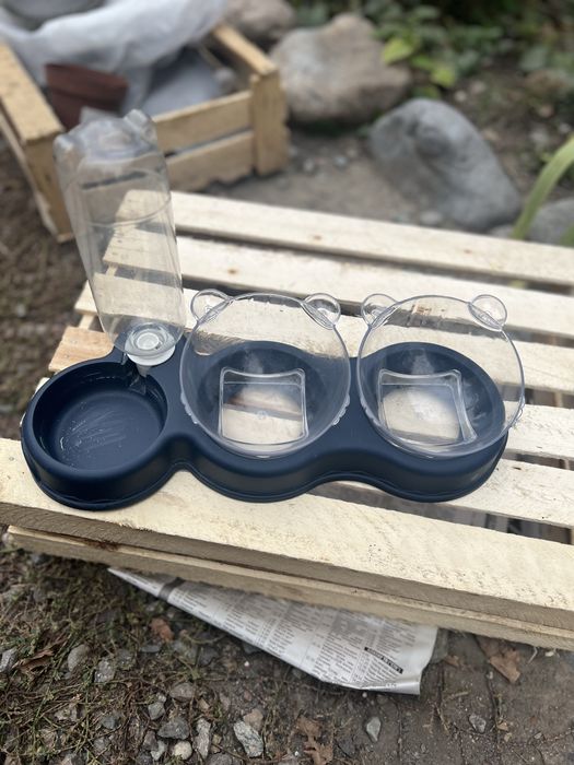 Поилка и миска для кошек