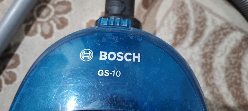 Продам  пылесос .