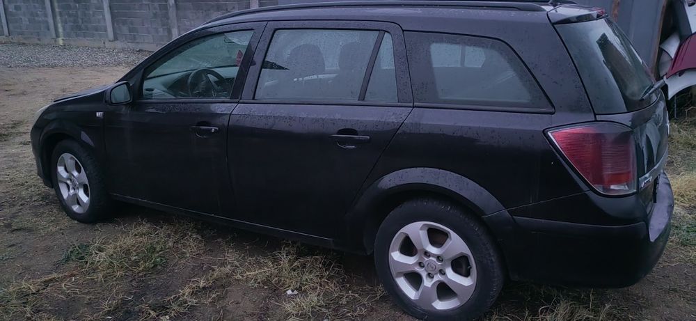 Opel Astra 1.7  на части