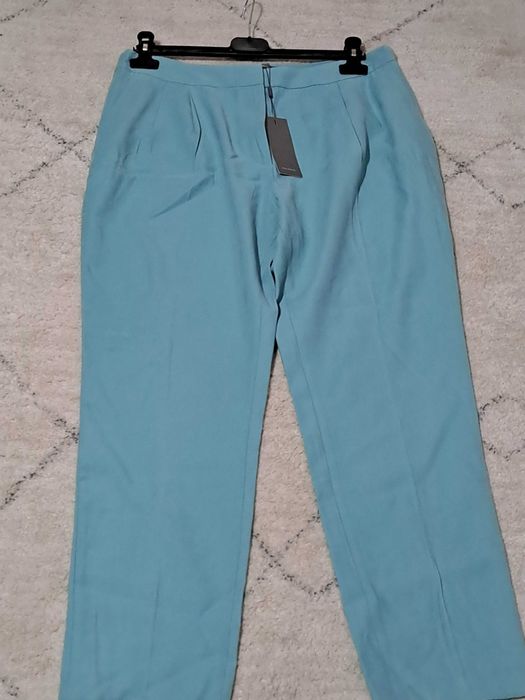 Pantaloni Christian berg, marimea 40,L,noi cu etichetă.