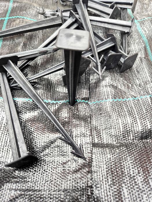 Мрежа за оранжерии ,огради и зебло против плевели