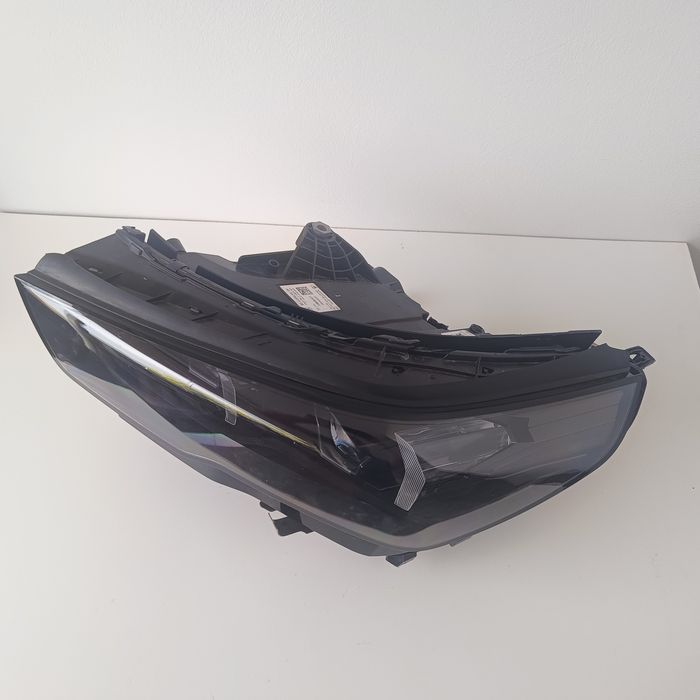 Ляв фар BMW 5 G60 G61 G68 M5 G90 G99 Shadow Line  , Ляв фар far BMW G60 G61