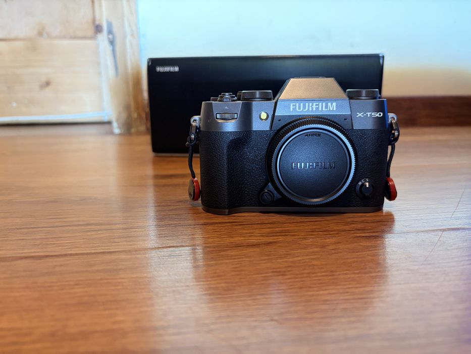 fujifilm x-t50 Charcoal Silver в гаранция