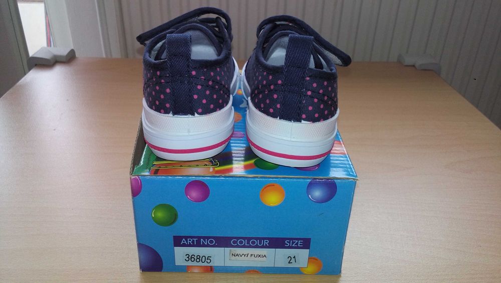 Детски обувки  - нови, необувани