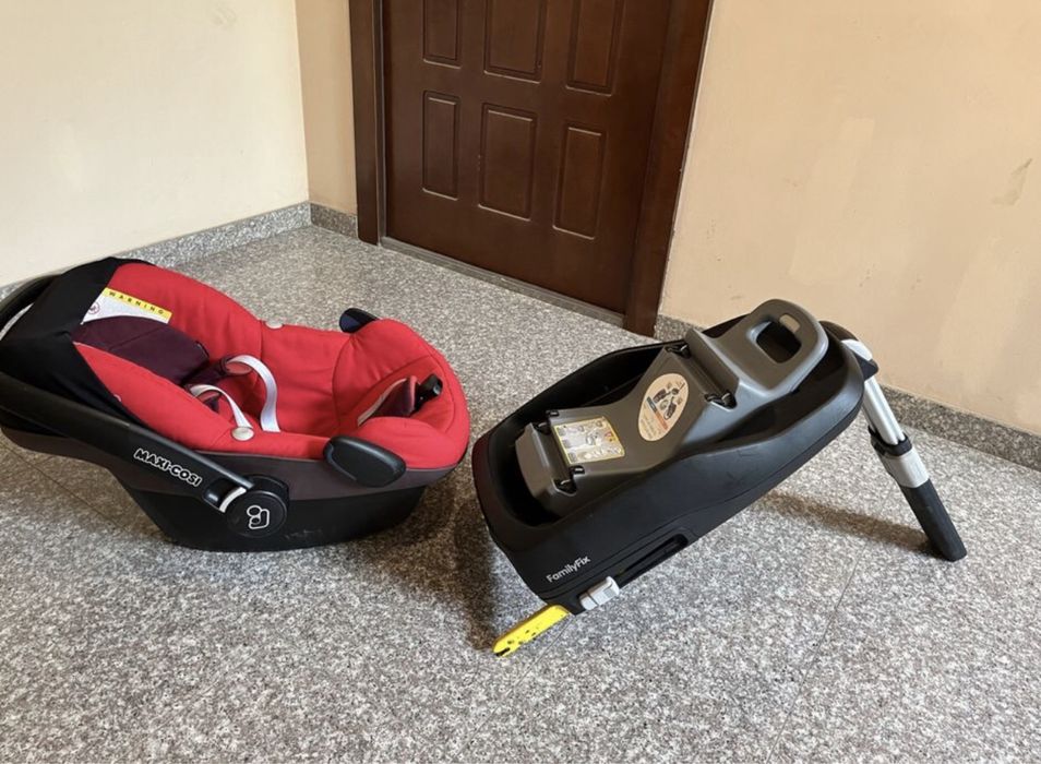 Maxi Cosi  със isofix  -детско столче за кола