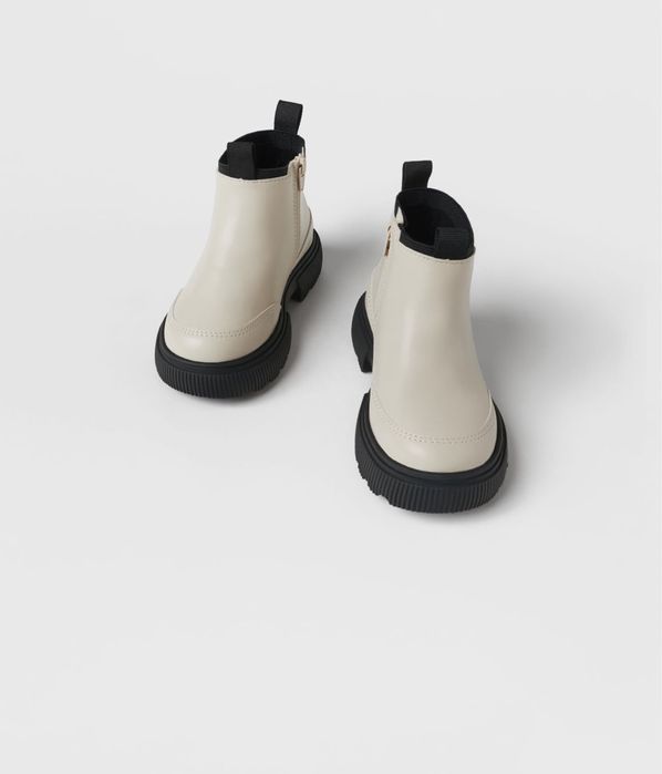 Продам ботинку для девочек