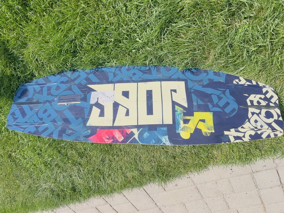 Продам доску для вейкборда