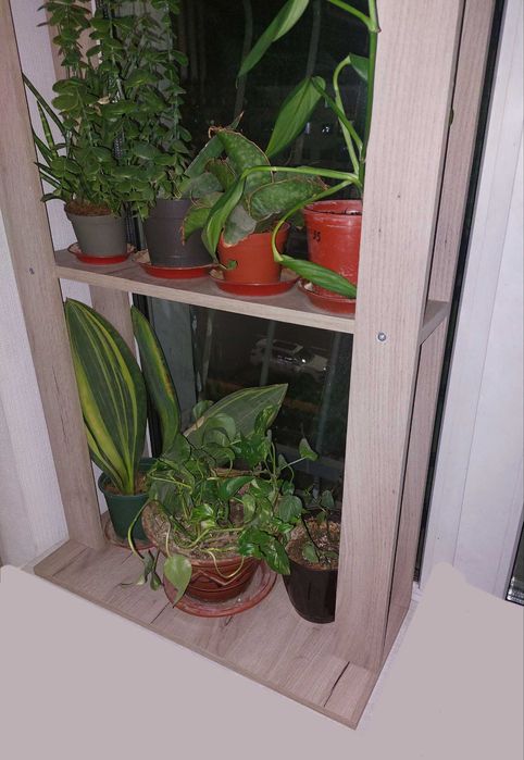 Полка стойка для цветов на подоконник