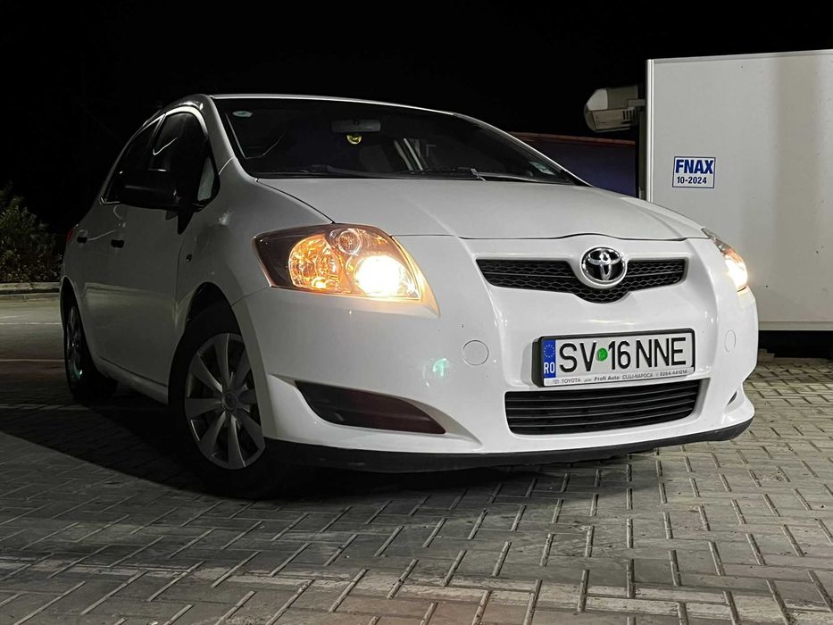 toyota auris