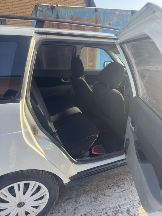 Приора универсал