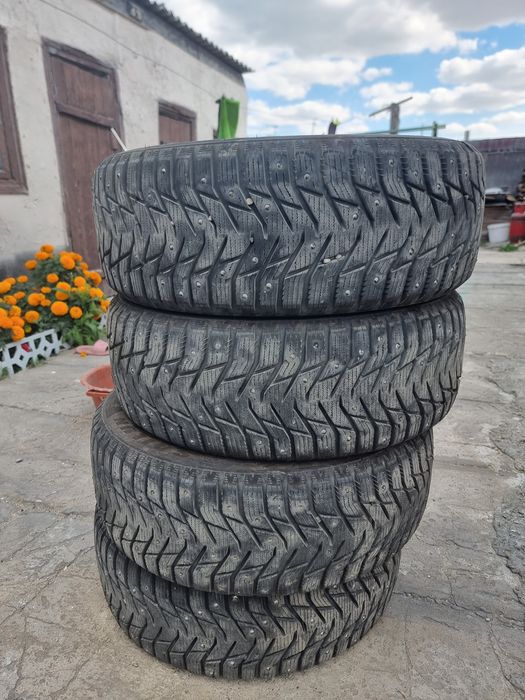Sailun Ice Blazer WST3 215/55 R17 98 T с шипами