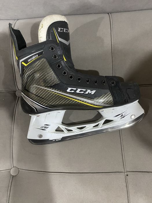Коньки CCM TACKS 9060