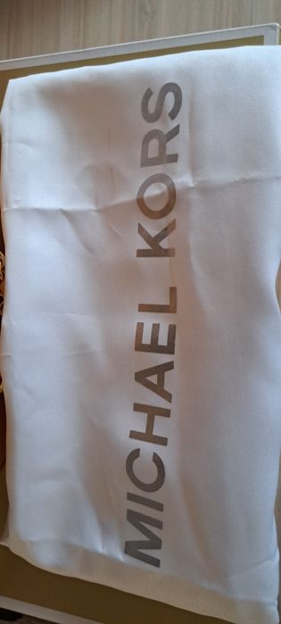 Оригинална раница Michael Kors  като нова