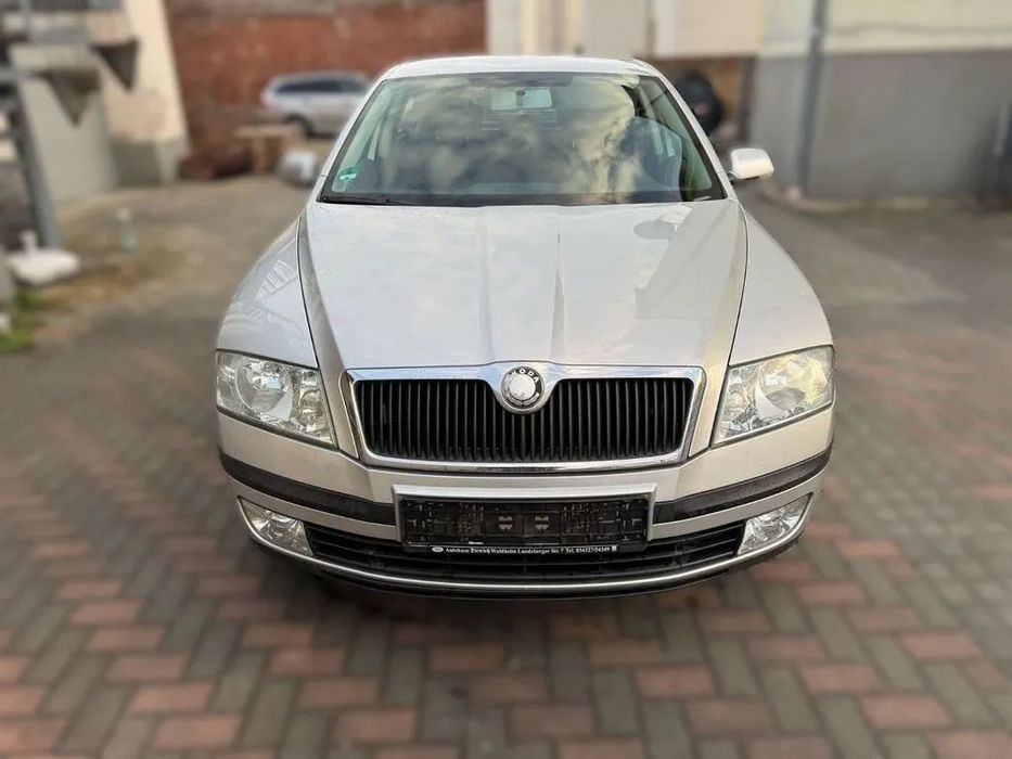 Dezmembrari / Dezmembrez SKODA OCTAVIA 2