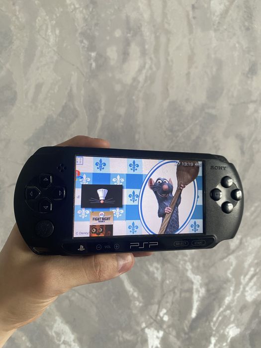 Игровая приставка PSP